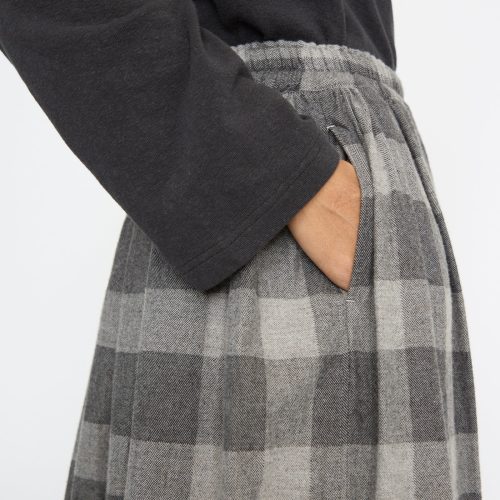 IchiAntiquites BlockCheckFlannelSkirt Gray Oroboro 9