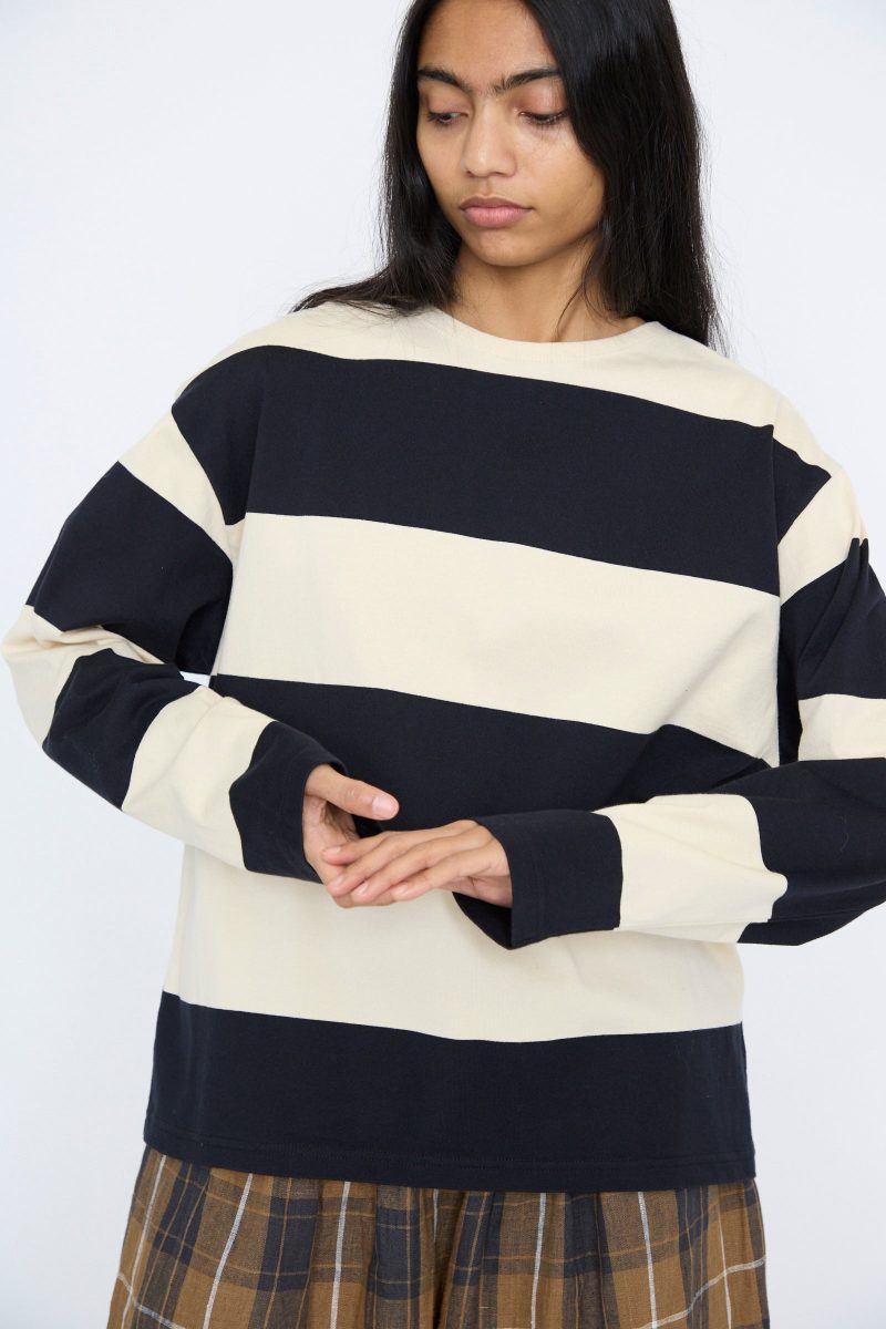 IchiAntiquites StripedCrewneck Beige Black Oroboro 4