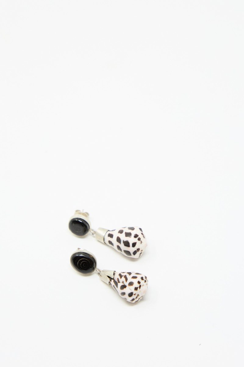 LaMar SterlingSilverNo.09Earrings Black WhiteShell Oroboro 3