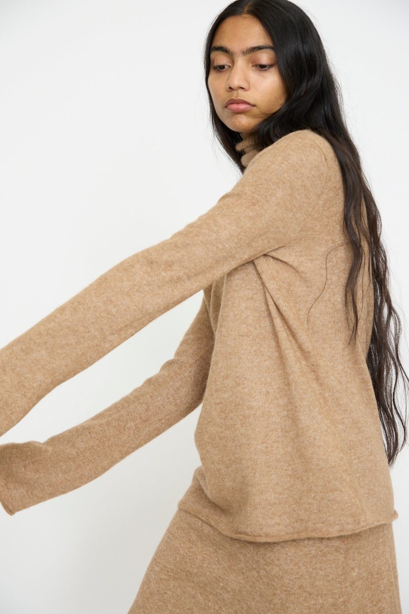 LaurenManoogian FunnelTurtleneck Camel Oroboro 2 974df3b2 4e4e 460c 8a79 39c4c4d4af53