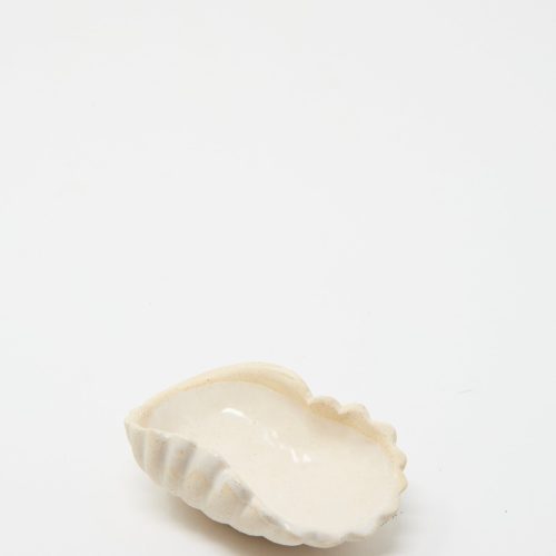 LostQuarry SmallCeramicShellDish Cream Oroboro 1