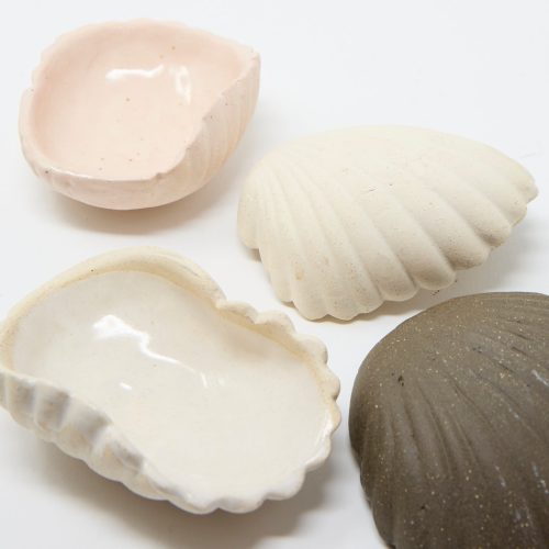 LostQuarry SmallCeramicShellDish Cream Oroboro 4