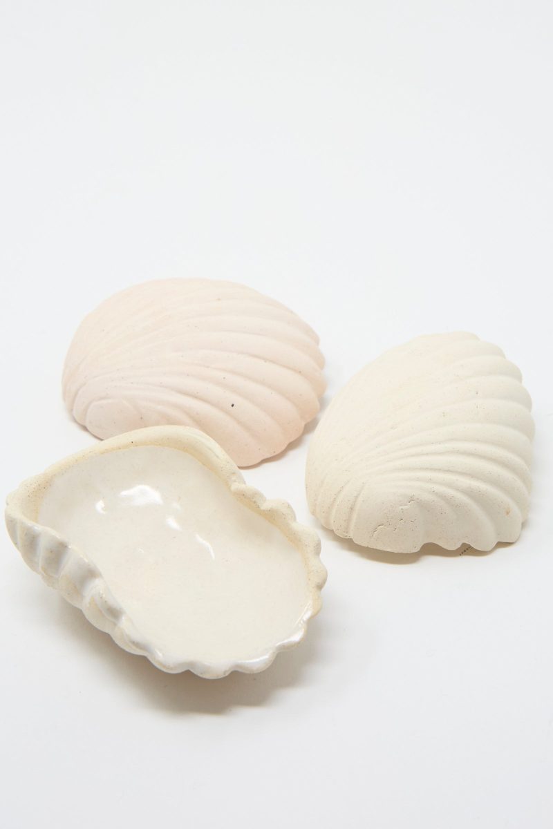 LostQuarry SmallCeramicShellDish Cream Oroboro 5