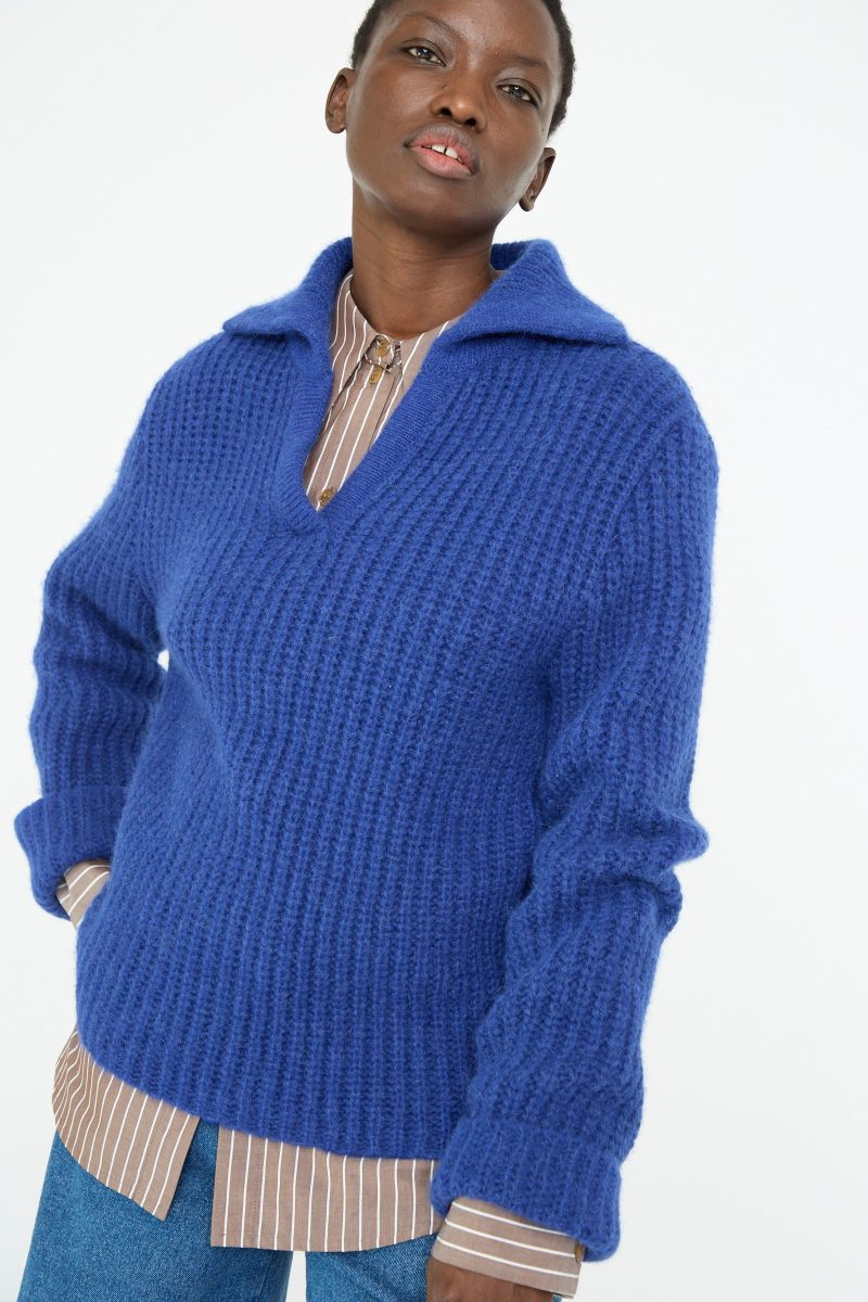 RejinaPyo ChunkyAlpacaAlisonSweater ElectricBlue Oroboro 1