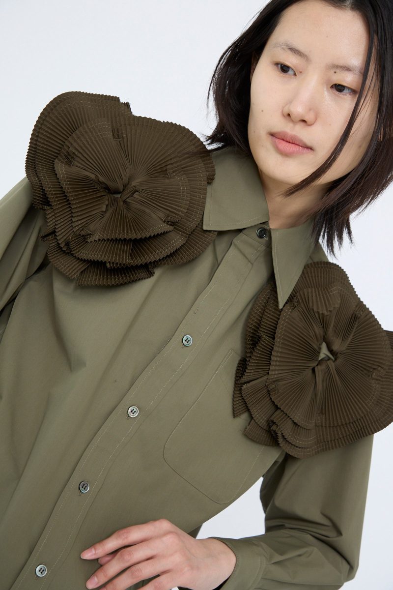 TogaArchives FlowerMotifShirt Khaki Oroboro 3